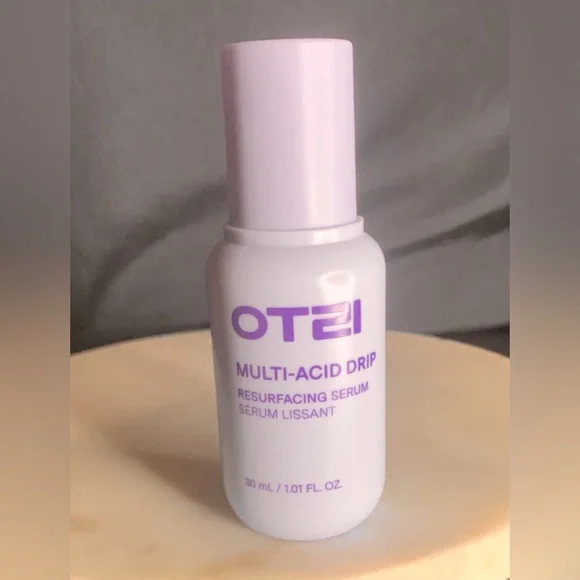 Resurfacing Serum - Picture 2 of 3